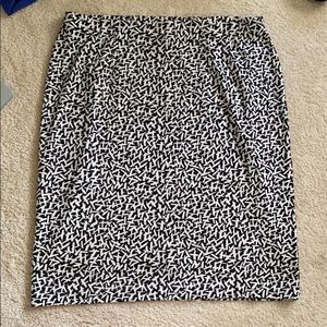 Black and white patterned skirt